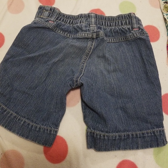 Boutique top and heart shorts size 5. Super cute ! - Picture 4 of 6